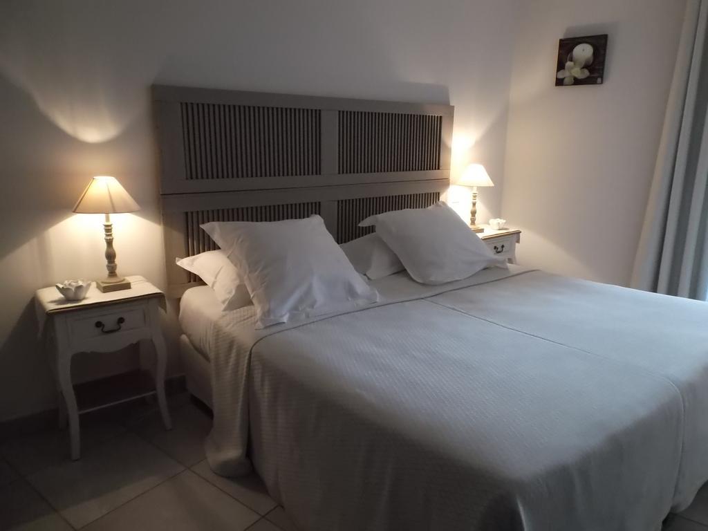 Le Clos De L'Olivade Bed & Breakfast Saint-Just  Room photo