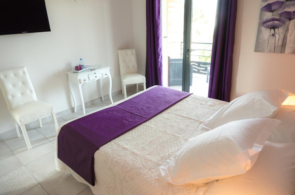 Le Clos De L'Olivade Saint-Just  Room photo